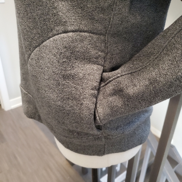 BNWOT TNA sweater (xxs) - Picture 4 of 5